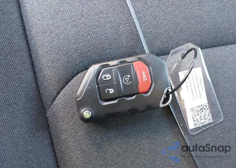 2025 Jeep Wrangler 4-Door Sahara 4X4 из США, поврежденный, VIN 1C4PJXEN7SW526148